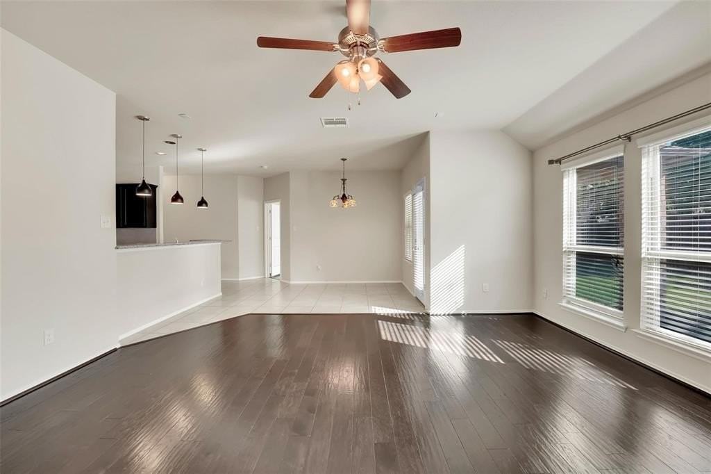 117 Mount Olive Ave - Photo 5 of 37