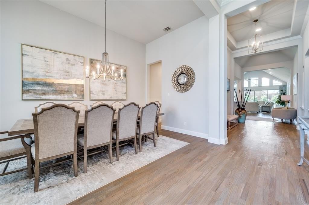 2740 Meadowbrook Blvd - Photo 5 of 40