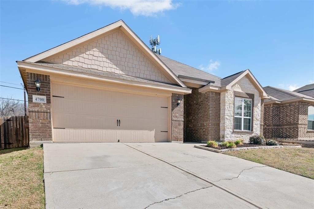 4700 Conley Ln - Photo 2 of 17