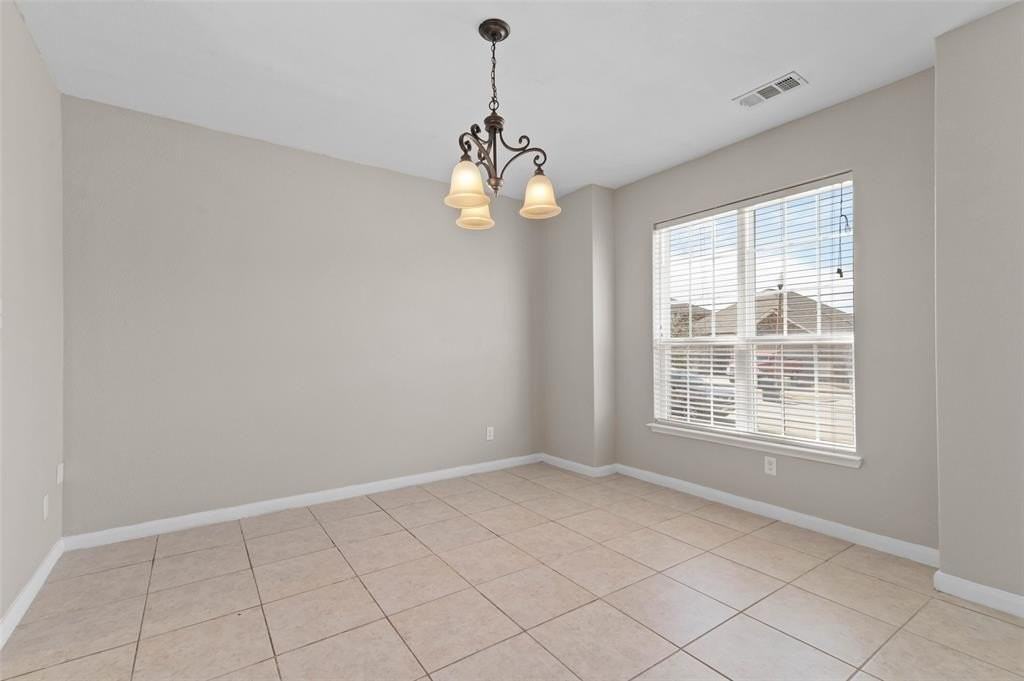 4700 Conley Ln - Photo 7 of 17