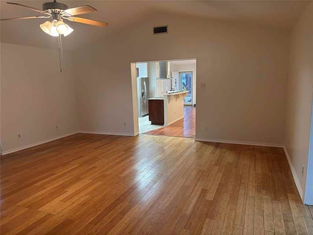 8424 Ronnie St - Photo 3 of 3