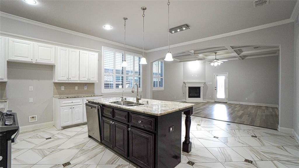 3123 Marble Falls Dr - Photo 4 of 21