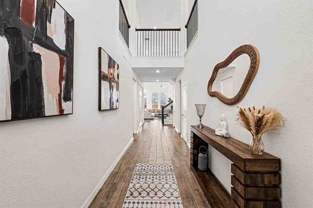 1120 Water Canna Dr - Photo 4 of 38