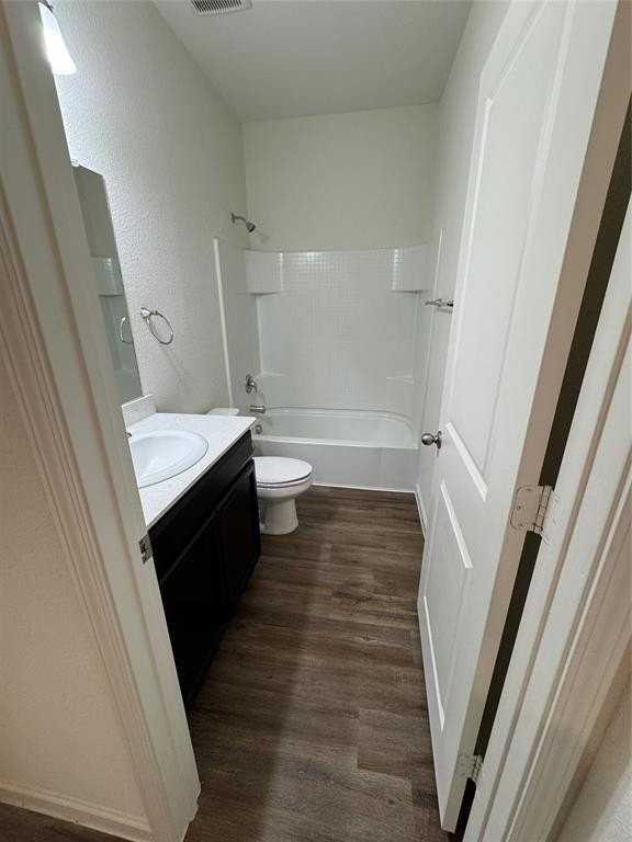 812 Cherry Blossom St - Photo 3 of 10