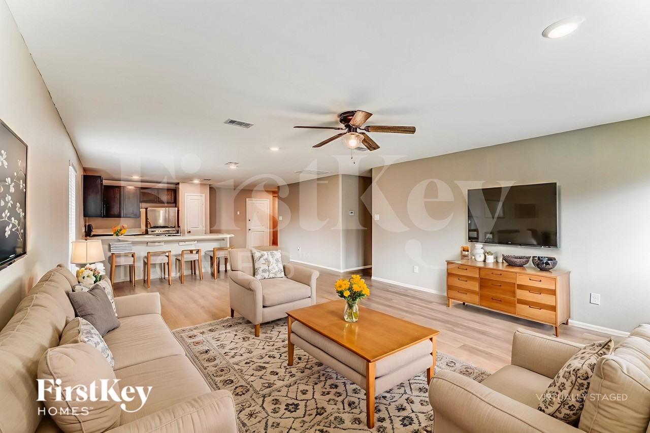 3406 Hughes Meadow Way - Photo 4 of 19