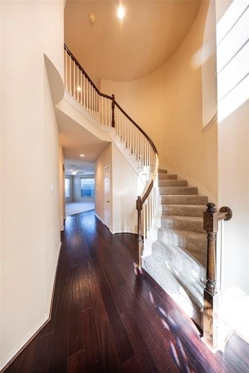 9208 Longview Dr - Photo 5 of 38