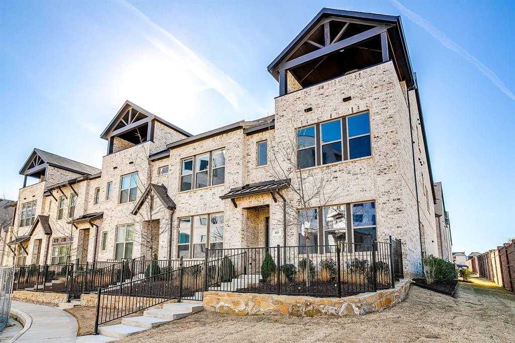 4847 Fuller Ct #805 - Photo 2 of 39