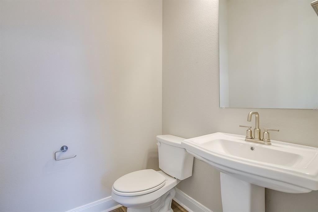 4847 Fuller Ct #805 - Photo 5 of 39