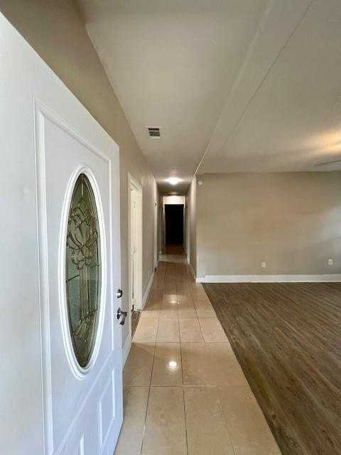 425 Grandview Ave - Photo 3 of 25