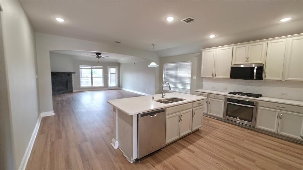 2071 Avondown Rd - Photo 2 of 15