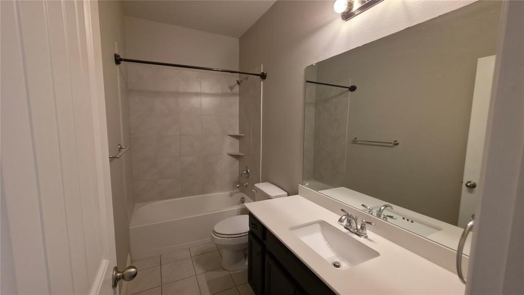 2071 Avondown Rd - Photo 7 of 15