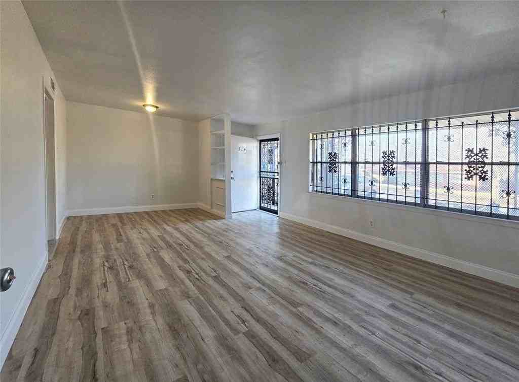 514 Highfall Dr - Photo 7 of 25