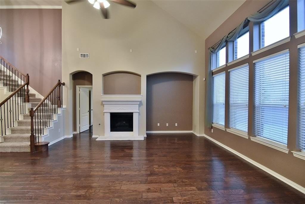 2911 Velero - Photo 3 of 40