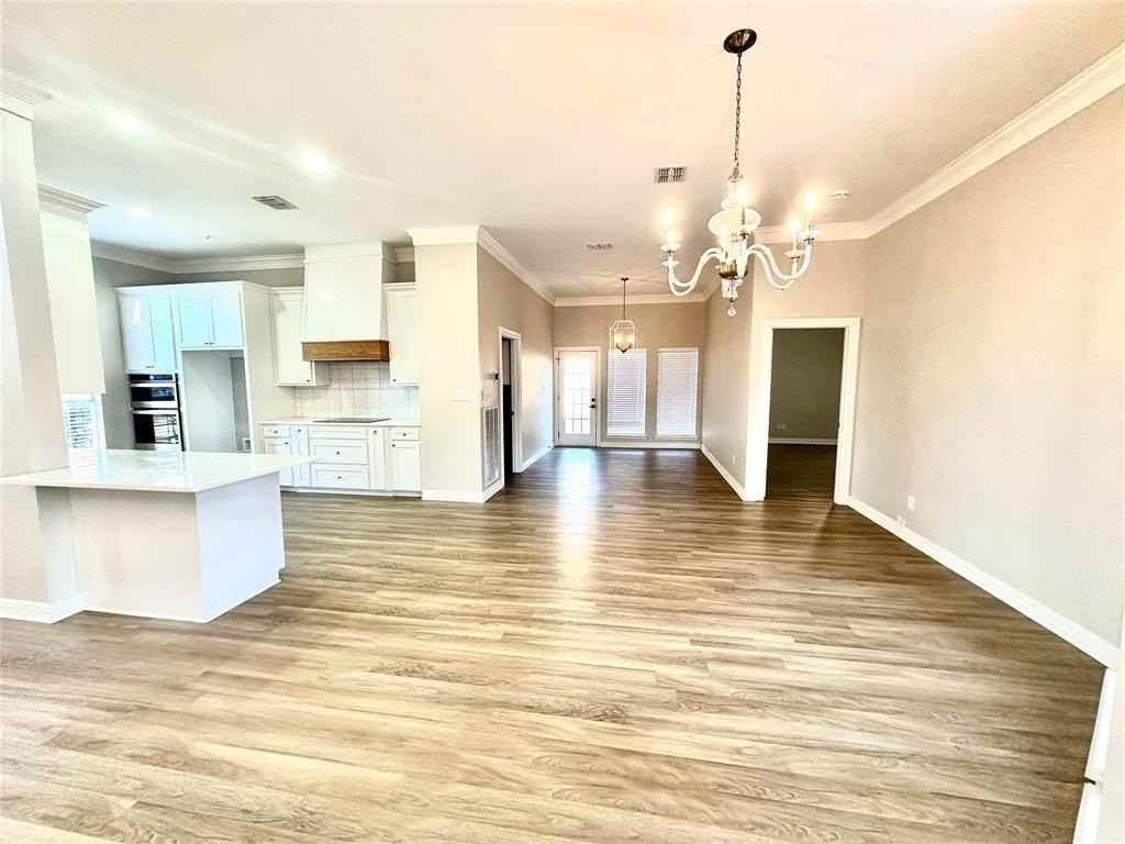 4940 Willow Chase Dr - Photo 4 of 27