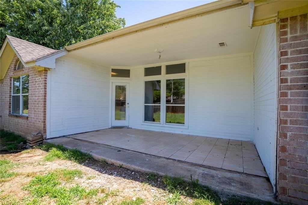 492 Shade Tree Cir - Photo 3 of 20