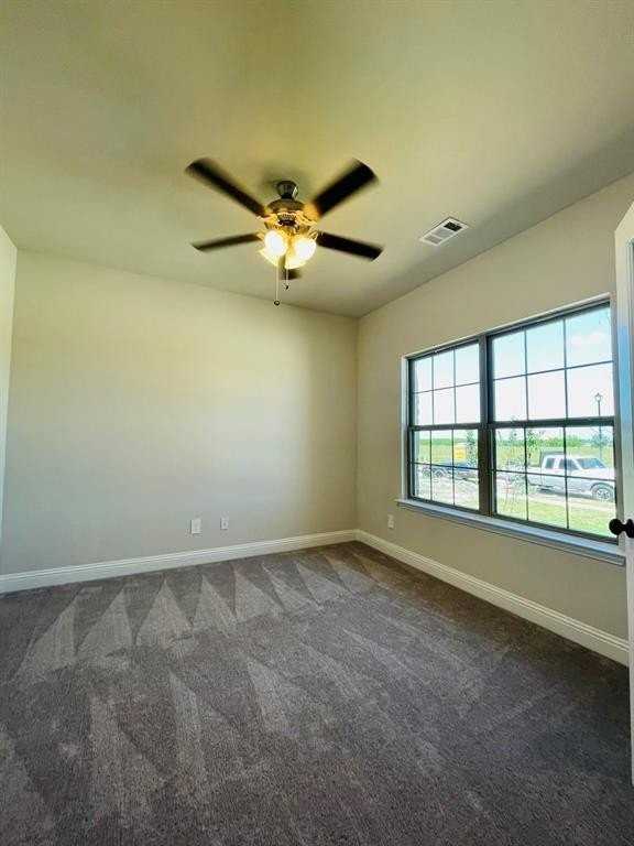 521 Oleander Dr - Photo 4 of 18