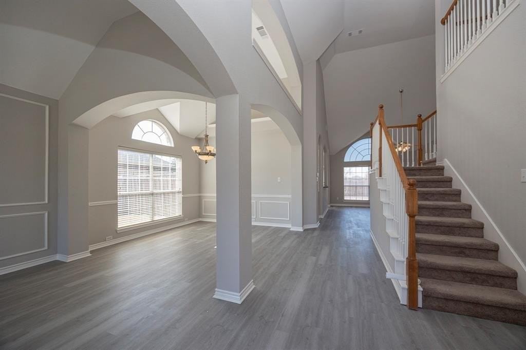 725 Morningside Trl - Photo 7 of 21