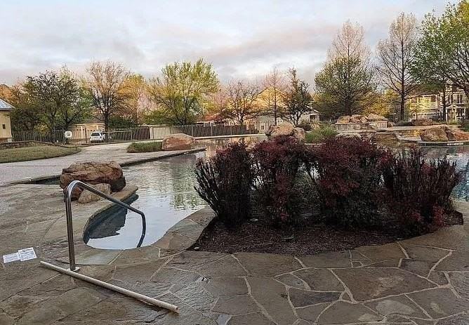 760 Bradford St - Photo 3 of 17