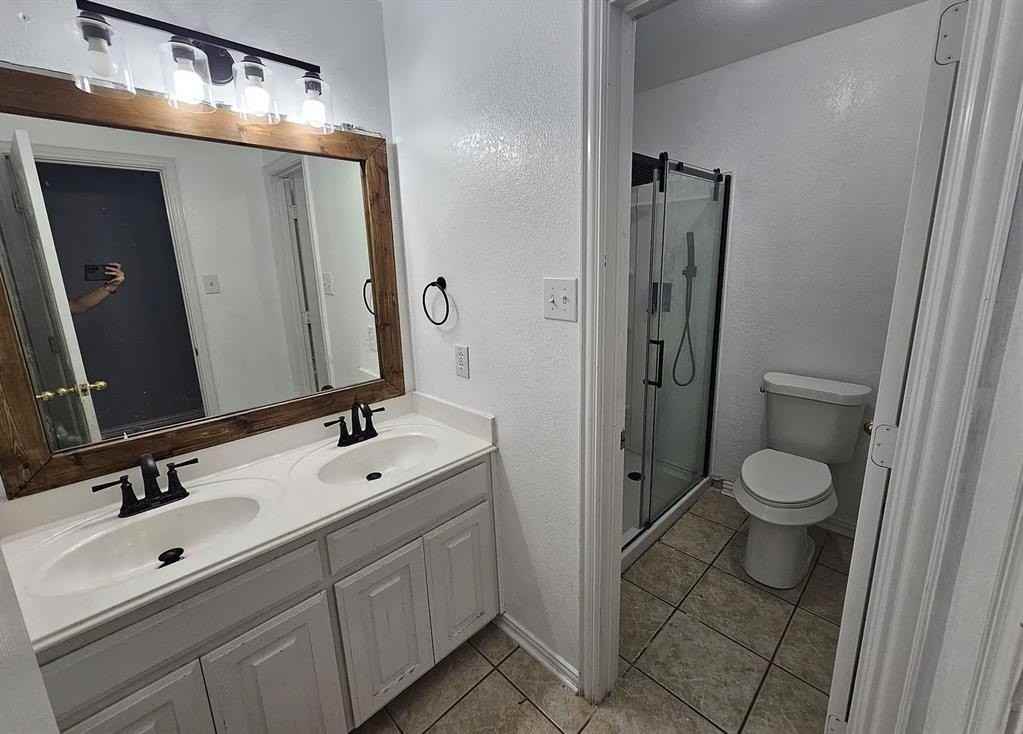 760 Bradford St - Photo 7 of 17