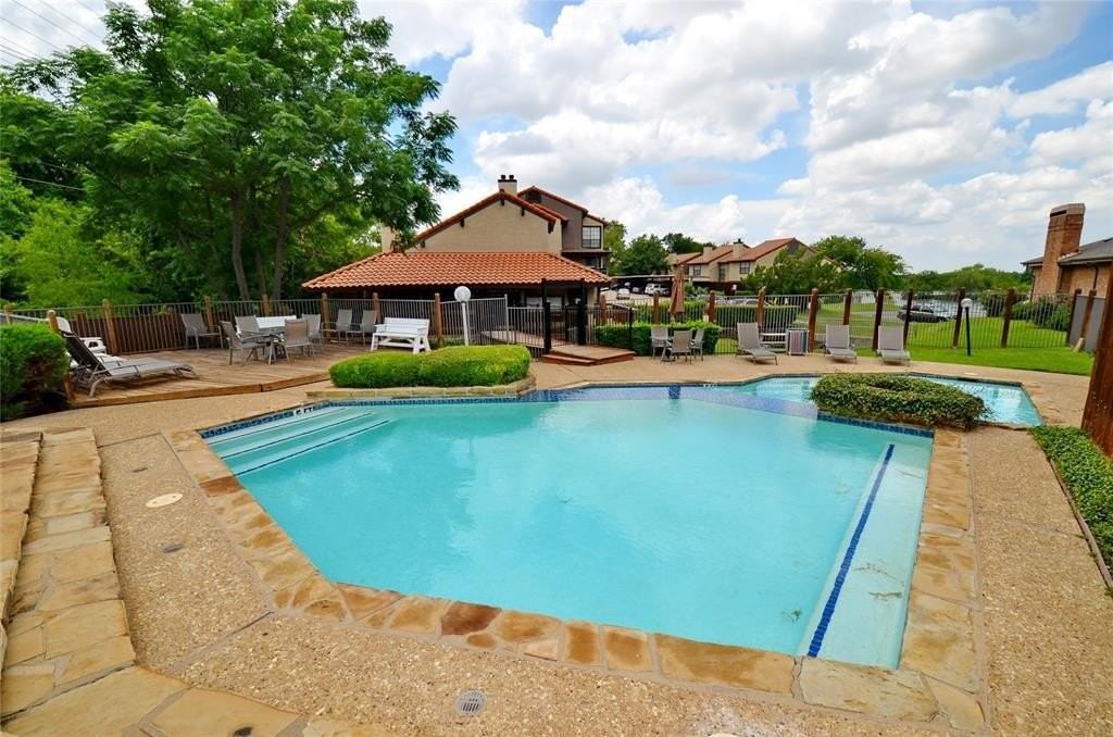 2610 Lakehill Ln #17C - Photo 7 of 23