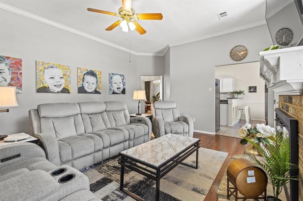 6711 Landover Hills Ln - Photo 6 of 29