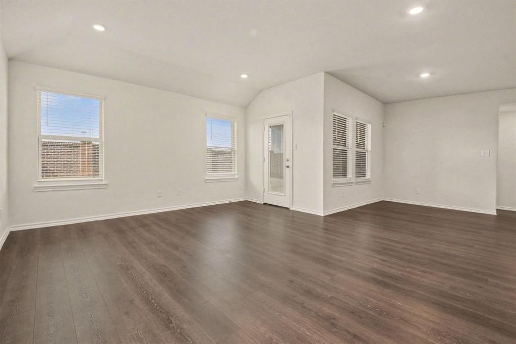 505 Banner Ave - Photo 5 of 30