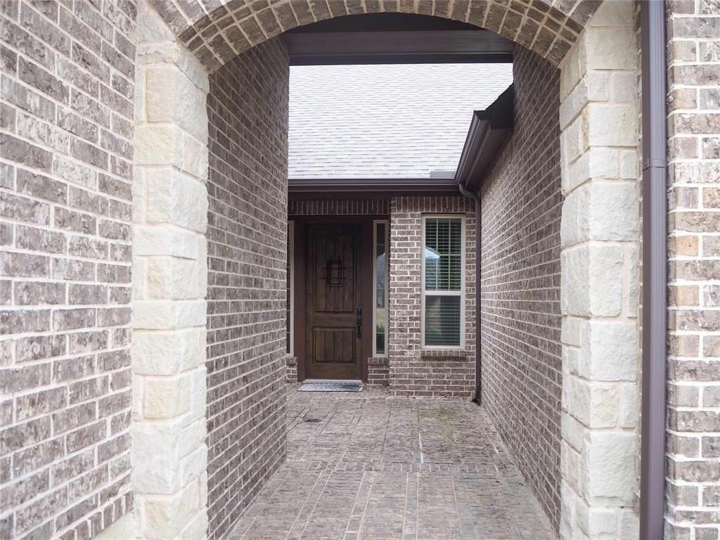 400 Sunflower Ave - Photo 4 of 36