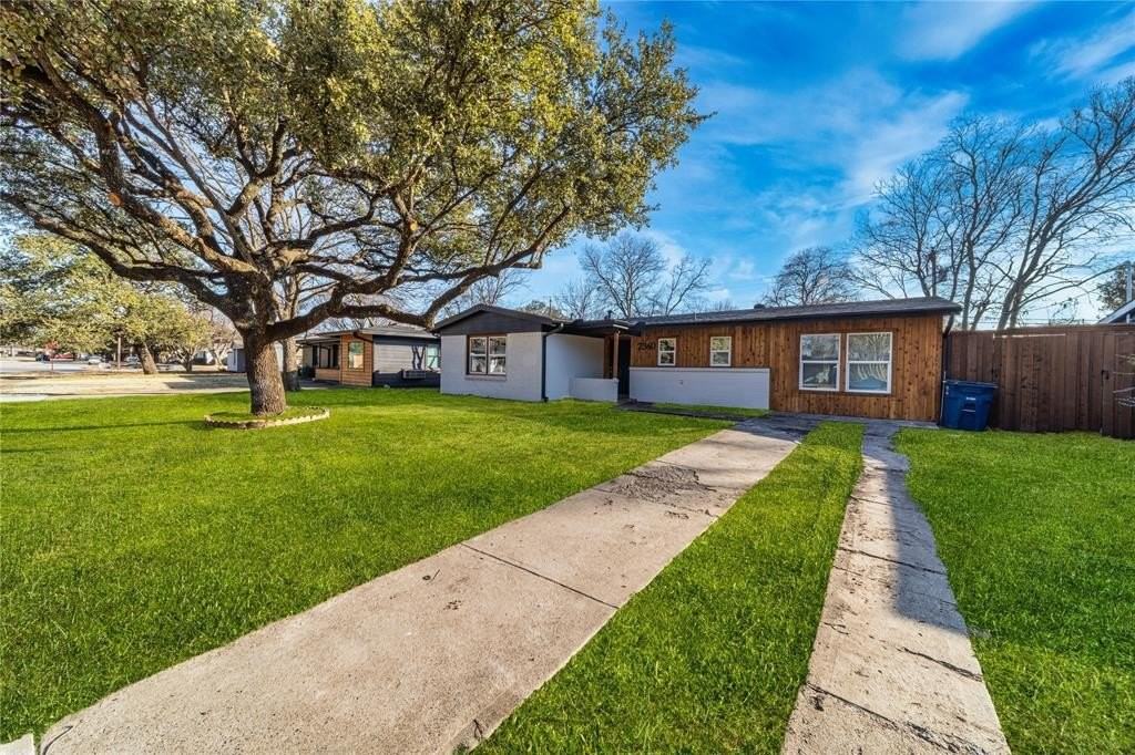 2360 San Marcus Ave - Photo 3 of 25