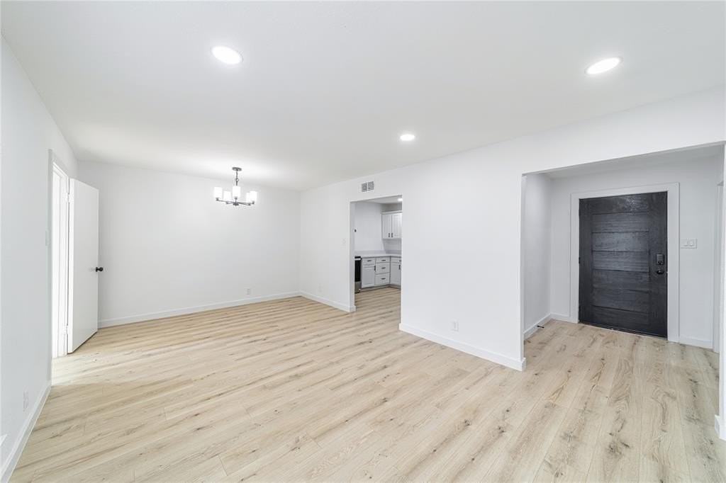 2360 San Marcus Ave - Photo 7 of 25