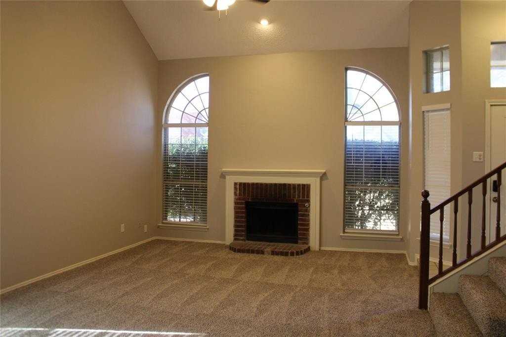 1620 Tuley St - Photo 5 of 20