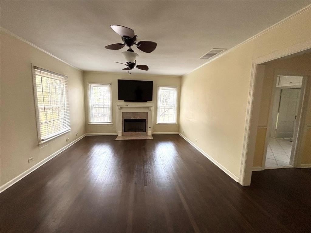 3810 Whitehall Dr - Photo 3 of 14