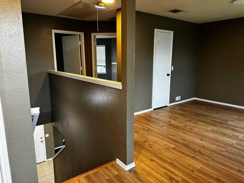 1401 Kilkenny Dr - Photo 7 of 17