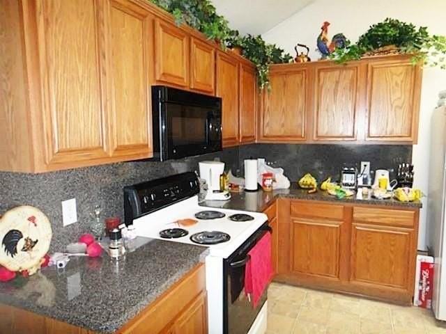 518 Niagara Falls Dr - Photo 5 of 5