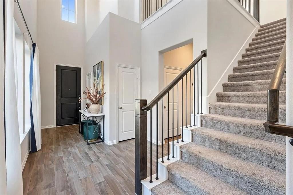 816 Brenham Ave - Photo 6 of 40