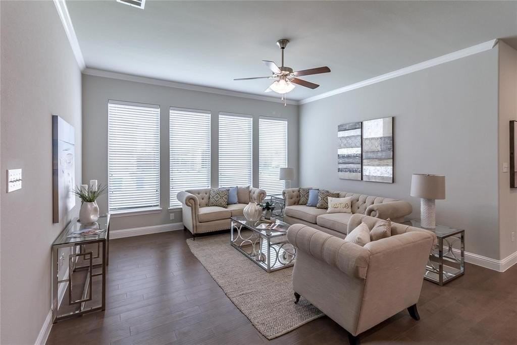 5001 Basham Ln - Photo 7 of 32