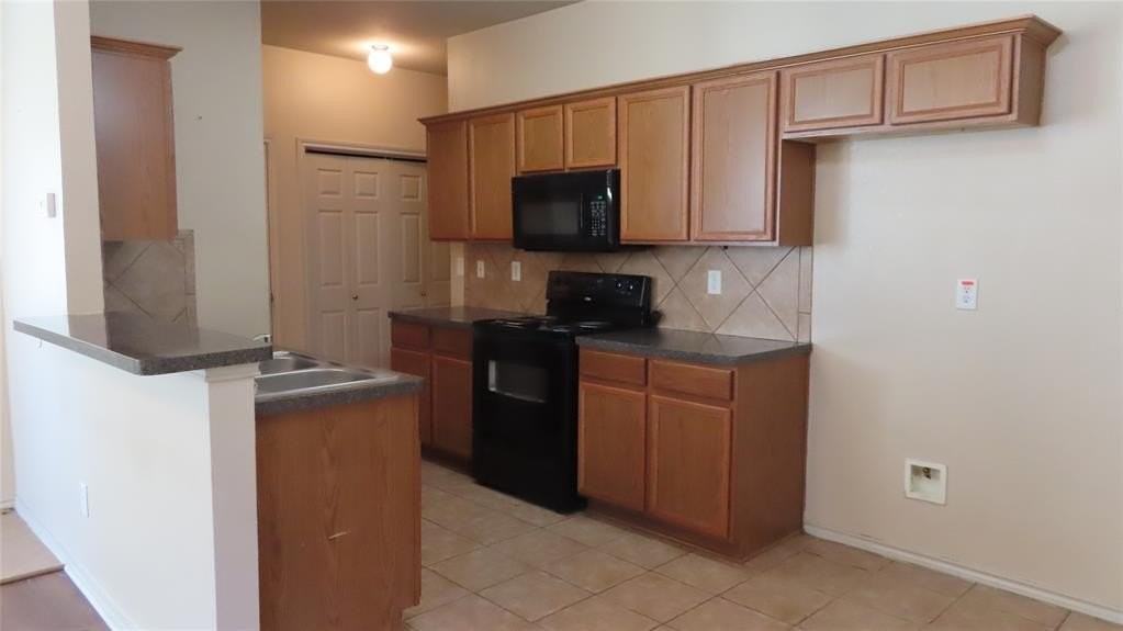 1260 Redman Ave - Photo 2 of 13