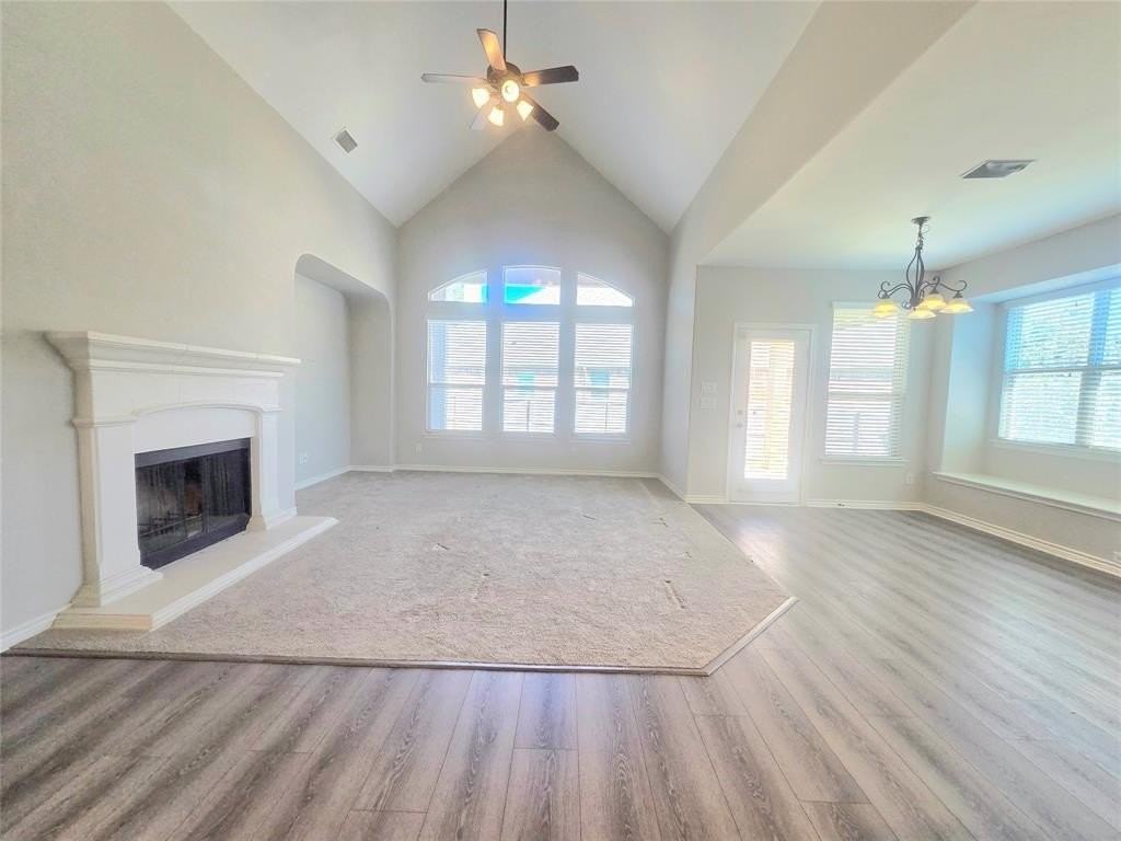 3800 Jeanette Ln - Photo 4 of 21