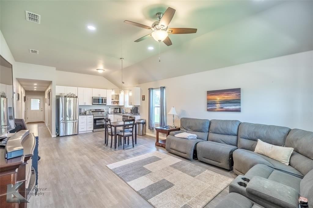 3233 Ann Arbor Ln - Photo 5 of 26