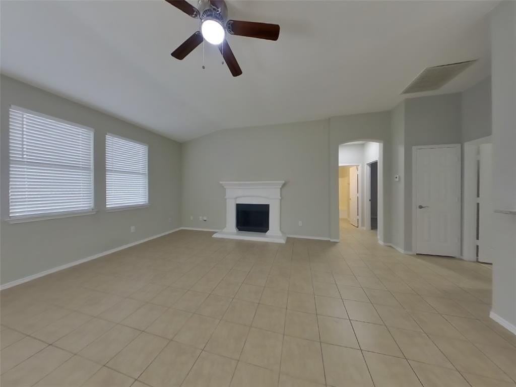 3413 Fashion St - Photo 2 of 21