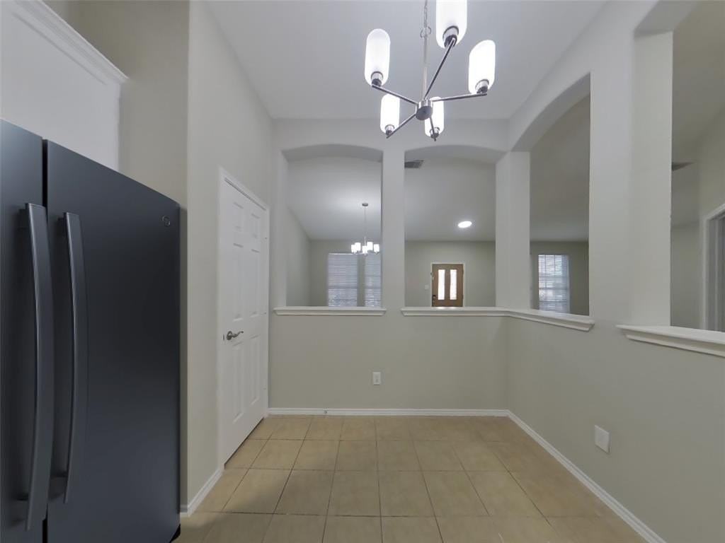 3413 Fashion St - Photo 5 of 21