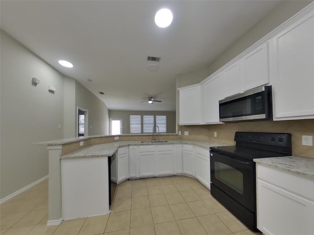 3413 Fashion St - Photo 6 of 21