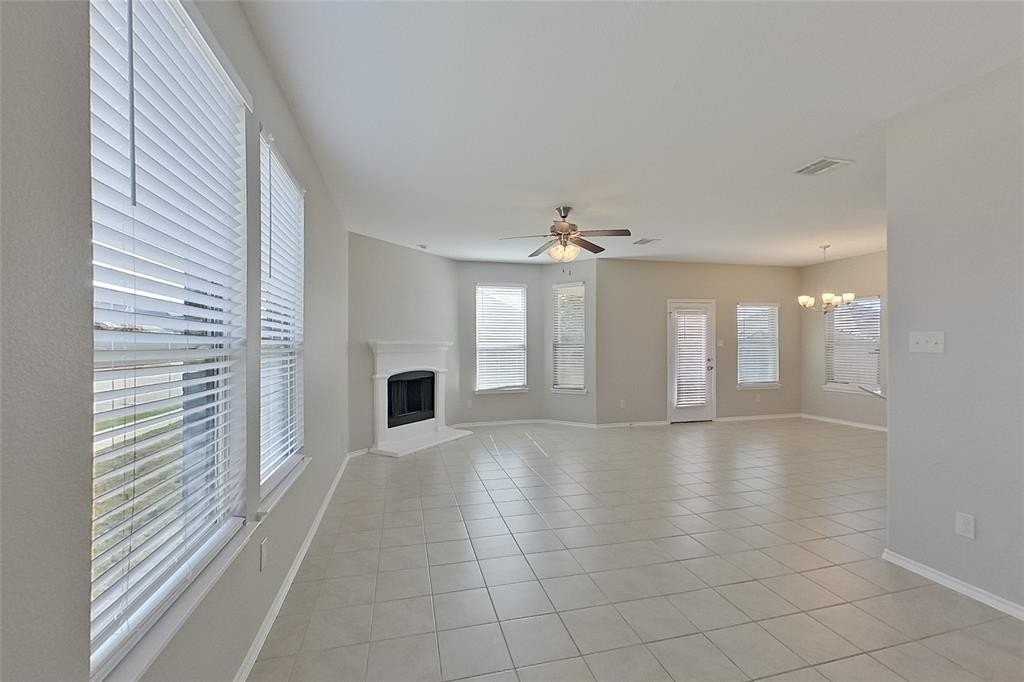 8928 Deadwood Ln - Photo 3 of 39