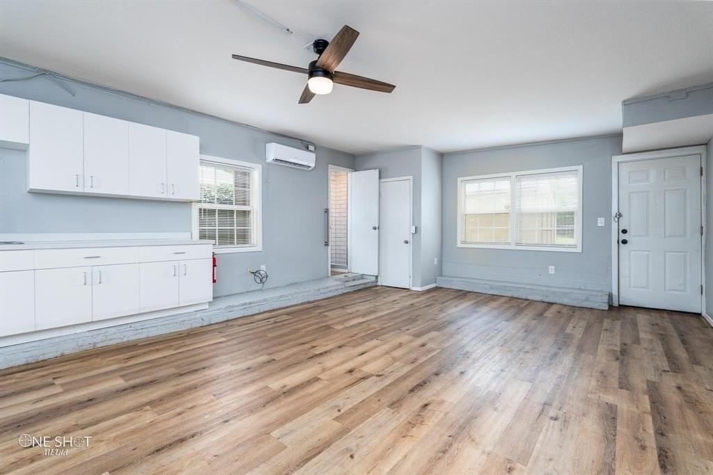 2023 S 5th St #A - Photo 4 of 18