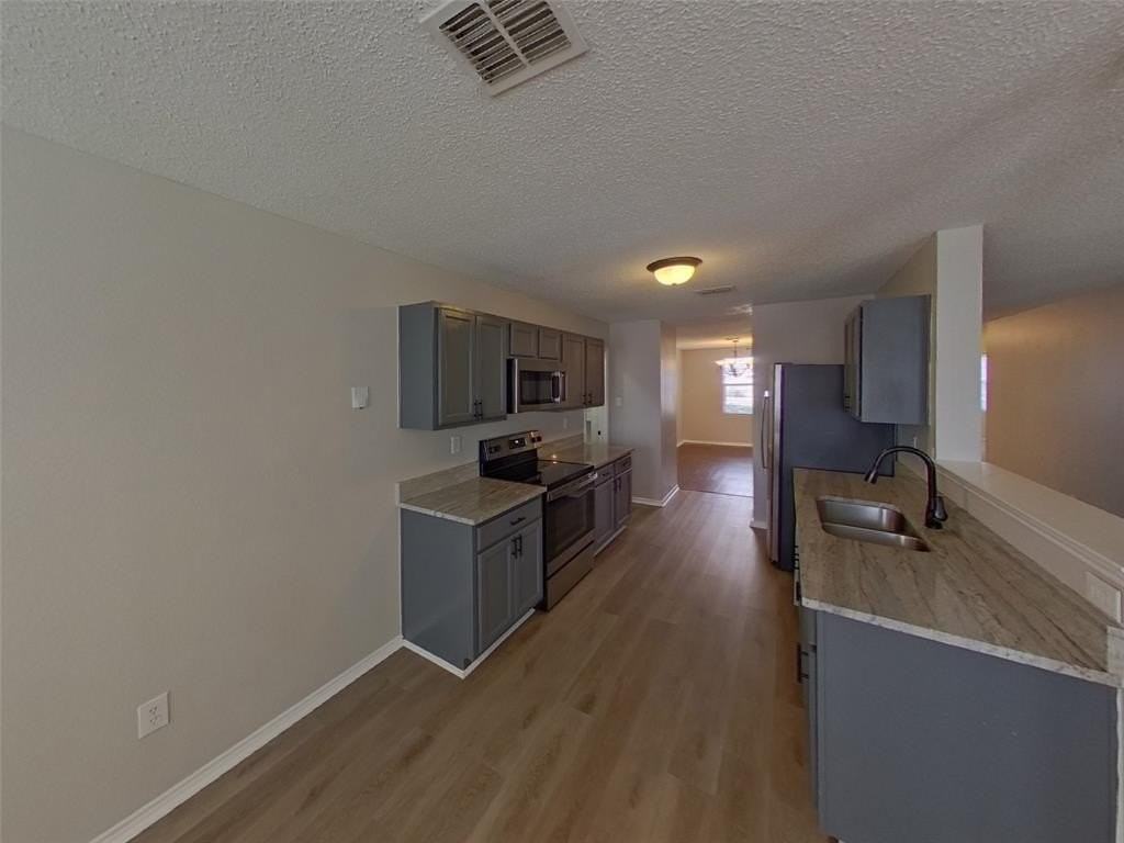 1415 Lochspring Dr - Photo 6 of 15