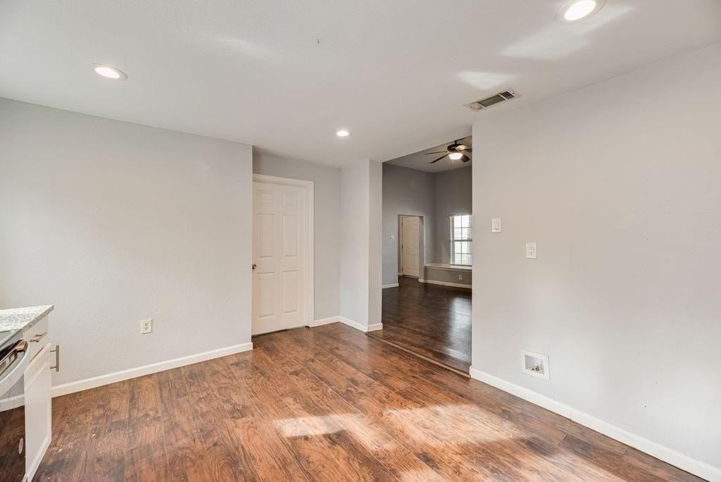 500 E Main St - Photo 5 of 21