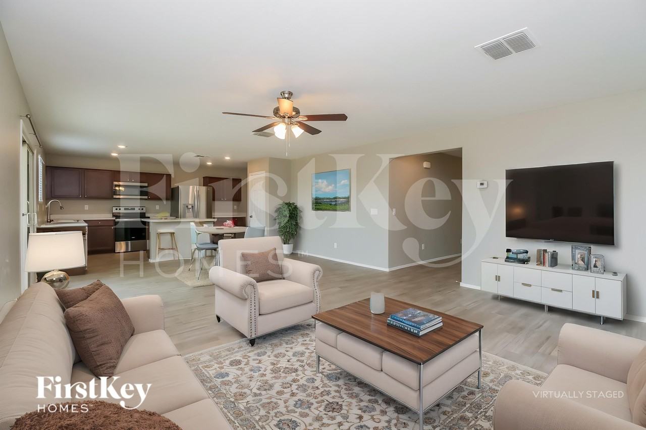 9595 E Harvest Rd - Photo 4 of 18