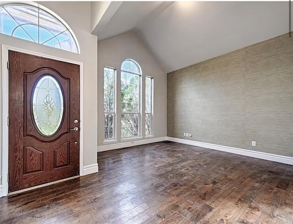 827 Sunflower Trl - Photo 3 of 25