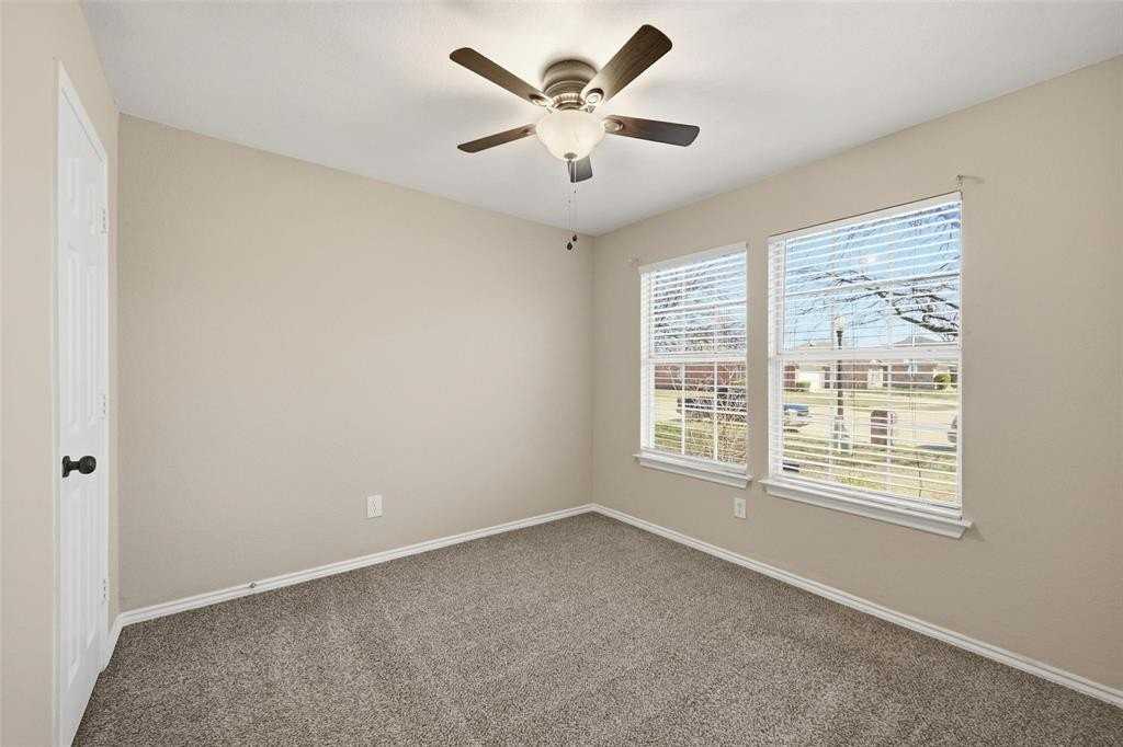 2701 Cattleman Dr - Photo 2 of 12