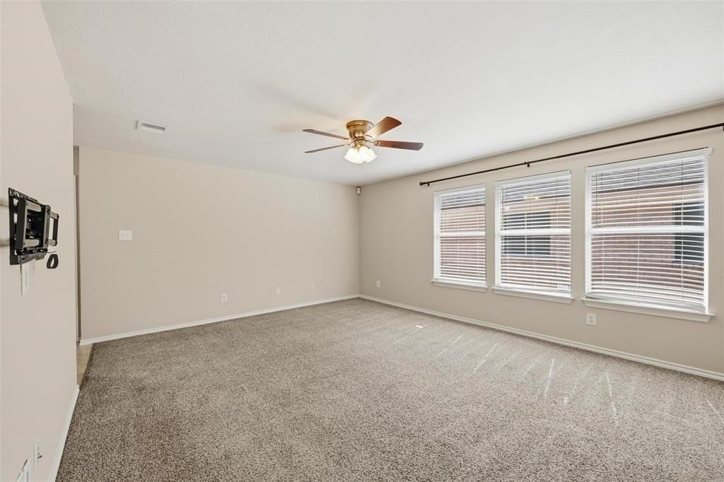 2701 Cattleman Dr - Photo 6 of 12