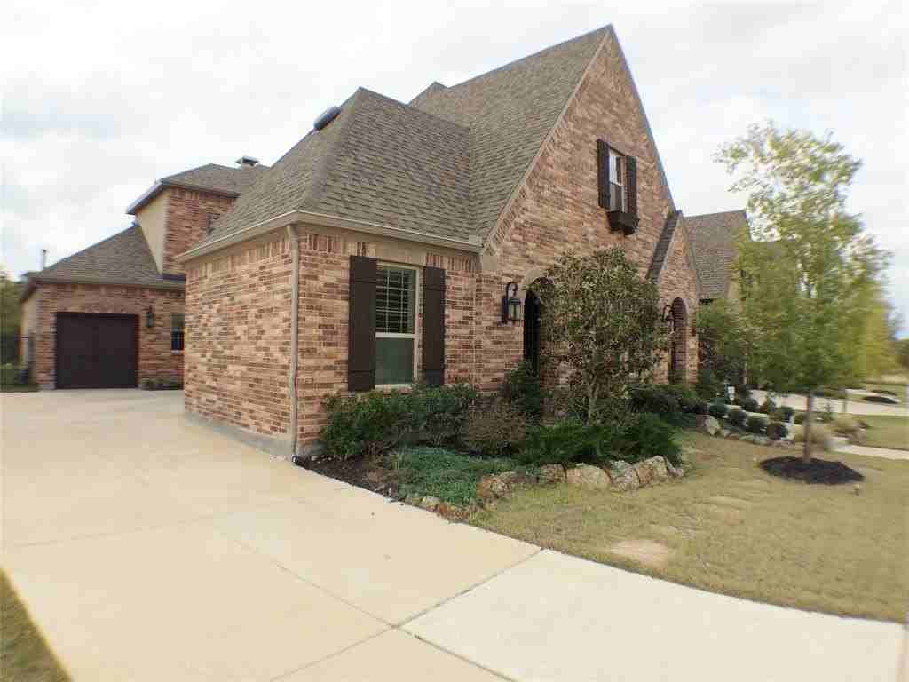 7675 Dotter Dr - Photo 2 of 30